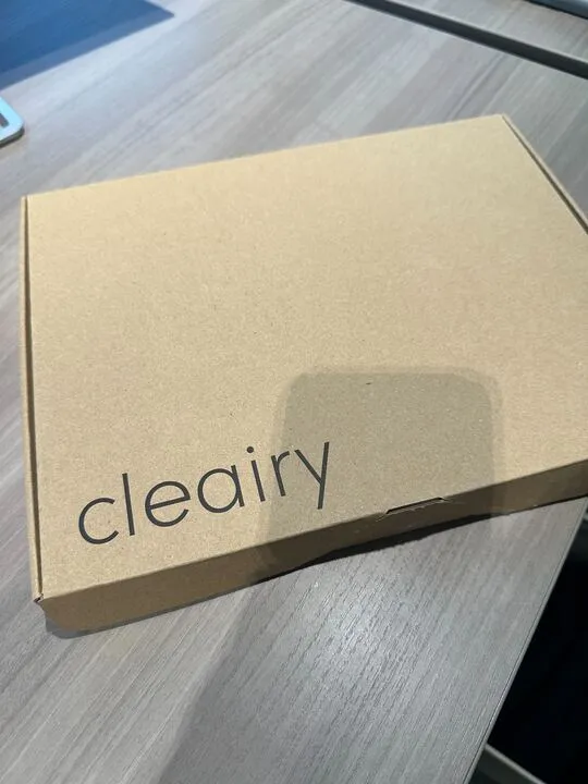 クレアリーを実際に使ってみた、梱包されて届いたクレアリーの箱の様子