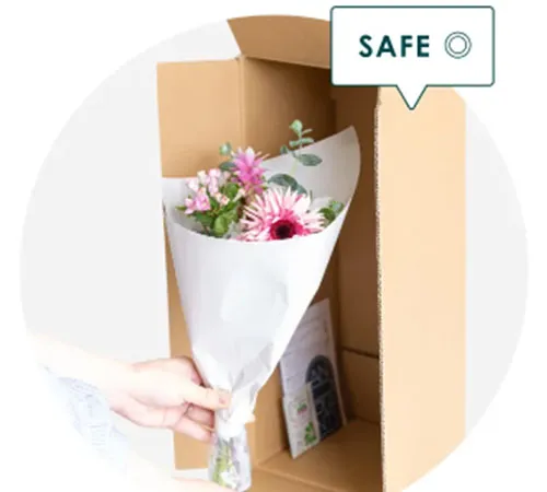 花束やアレジメントなどのギフト実績で開発された梱包で届きます