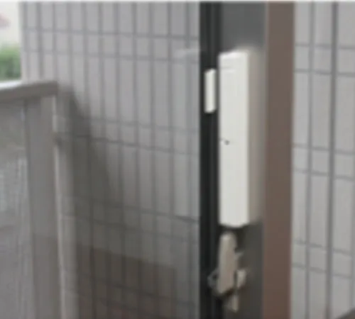 窓の開閉を検知する施錠確認センサー