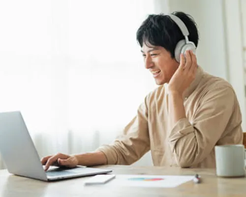 入学から卒業まで同一講師が担当する専属マンツーマン体制