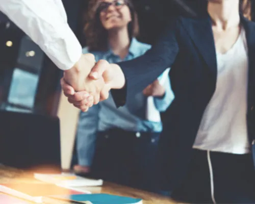 3回まで商談活動に講師の同伴が可能